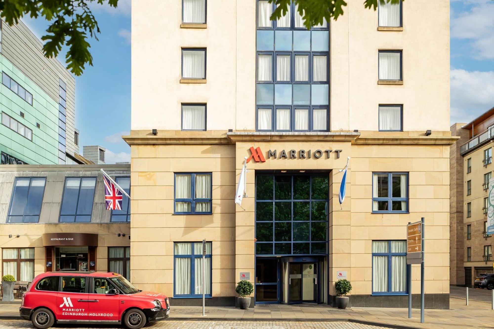 Edinburgh Marriott Hotel Holyrood Exterior photo